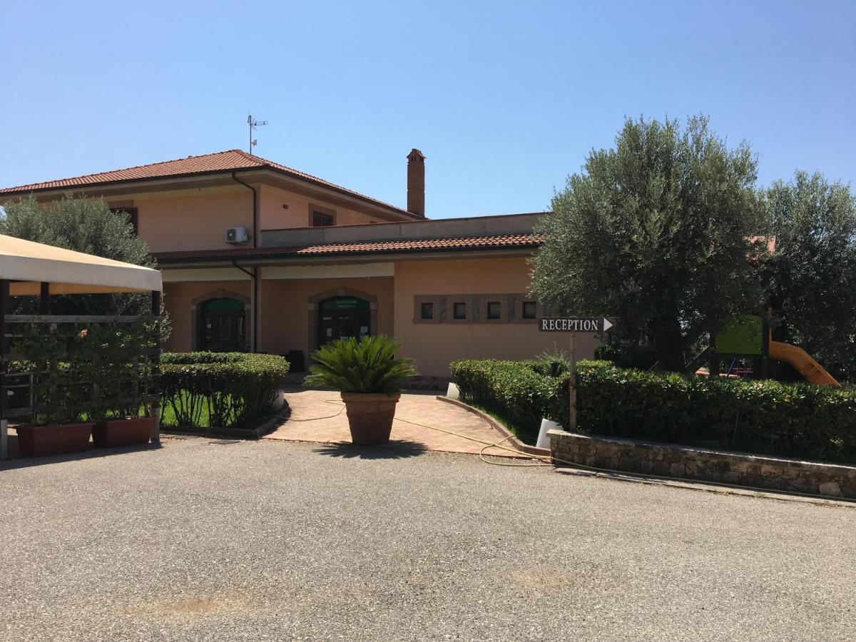 Agriturismo Fabrizio Maria Villa Capaccio ภายนอก รูปภาพ